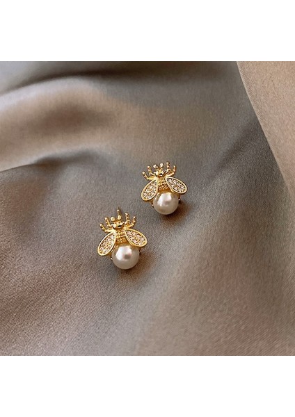 Küçük Arı Iğne Küpe Inci Küpeler Basit, Küçük ve Şirin Moda Küpeler (Yurt Dışından)