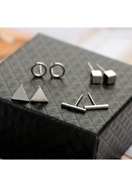 Gümüş Tarzı 4 Çift Küpe Takımı Kare Yuvarlak Üçgen Şekilli Gümüş Altın Siyah Renk Alaşım Küpe Kadınlar Için Kulak Takı (Yurt Dışından)