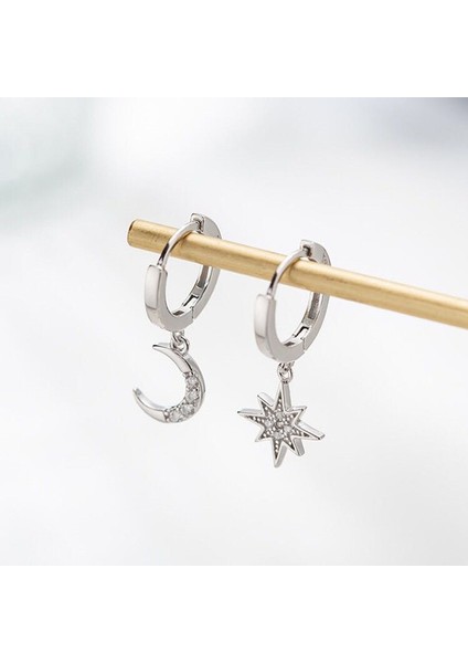 Altın Tarzı Yeni Lver Kişilik Asimetrik Yıldız Ay Küpe Kadın Zirkon Küpe Takı (Yurt Dışından) fiyatları