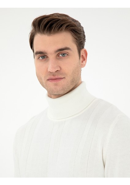 Erkek Ekru Slim Fit Balıkçı Yaka Yün Karışımlı Triko Kazak 50296445-VR019