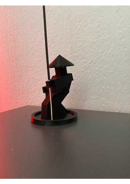El Yapımı 3D Baskı Samurai Tütsülük – Şık ve Dekoratif