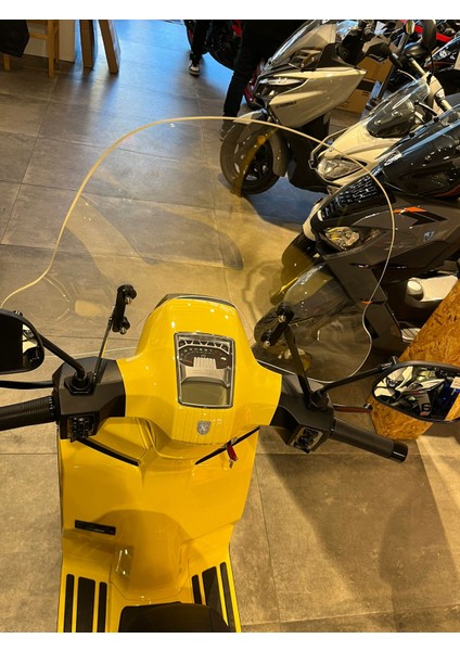 Lambretta V125-V200 Uzun Şeffaf Cam fırsatları