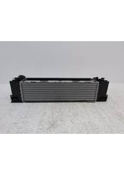 818261 Intercooler Radyatörü Bmw B47 N57 N47 F20 F30 F32 F34 F36 F22 7600532