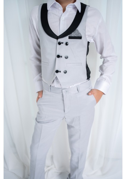 Erkek Çocuk Yelekli Takım fırsatları