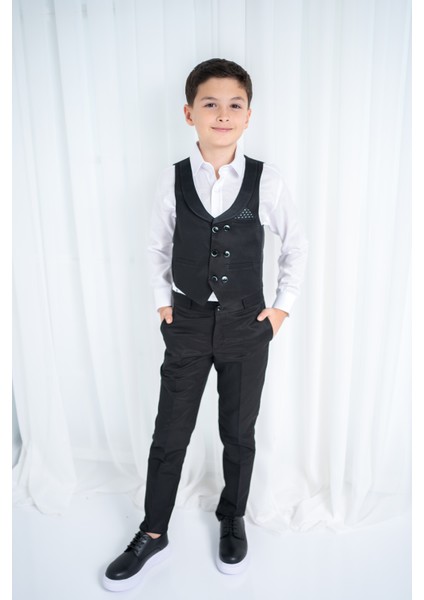 Erkek Çocuk Yelekli Takım