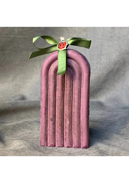 El Yapımı Gökkuşağı Motifli Mor Renkli Dekoratif Mum - 6 x 12 cm