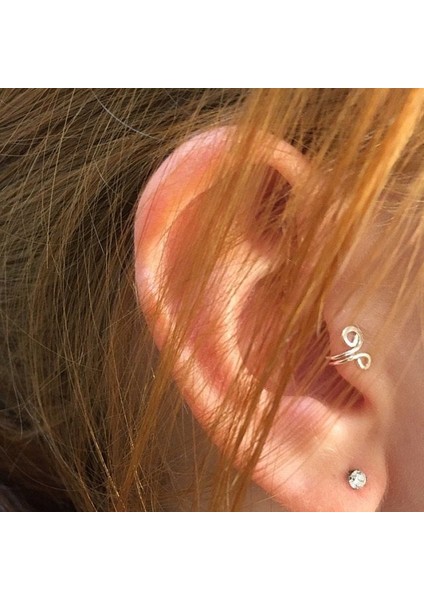 Altın Tarzı 2 Adet 925 Ayar Gümüş El Yapımı Küçük Kıvrım Tragus Deliksiz Küpe Manşeti (Yurt Dışından) fırsatları