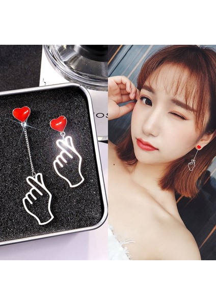 Gümüş Tarzı Yeni Moda Womalver Iğne Kore Versiyonu Aşk Jestleri Asimetrik Küpe Takı Trend Kişilik Öğrenci Aşk Küpeleri Karakter Vahşi Kulak Takı (Yurt Dışından)