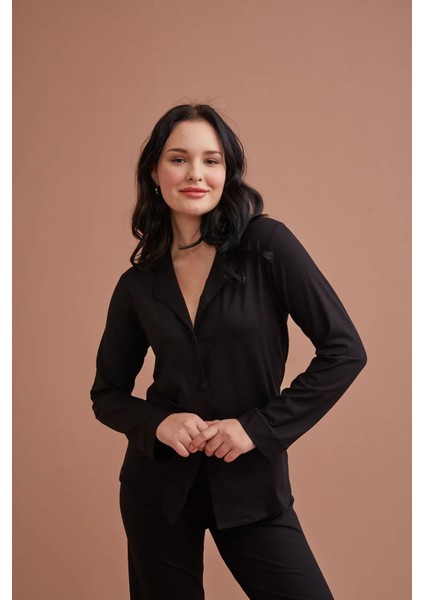 Yumuşak Dokulu Kumaş Önden Düğmeli Uzun Kollu Kadın Pijama Takım 3125