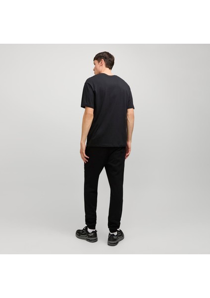 Erkek Gögüs Logo Baskili Tisört - Taka modelleri