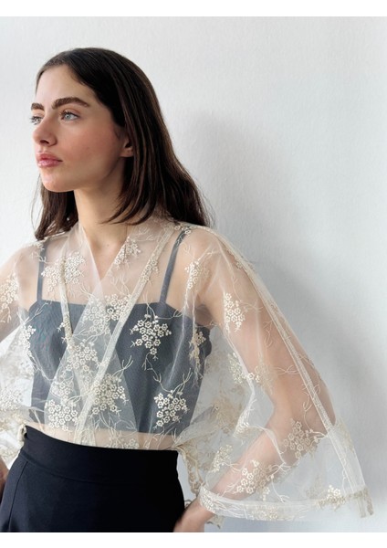 Tasarım Tül Mini Kimono Kadın Krem fırsatları