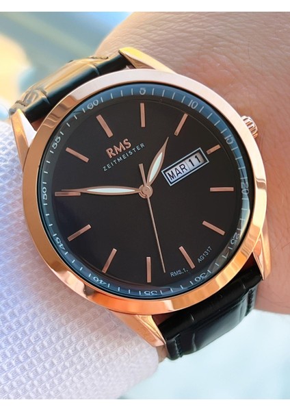 Romanson Deri Kordon Takvim Gösteren Kadran Tasarımlı 5ATM Suya Dayanıklı Erkek Kol Saati AG1317.14