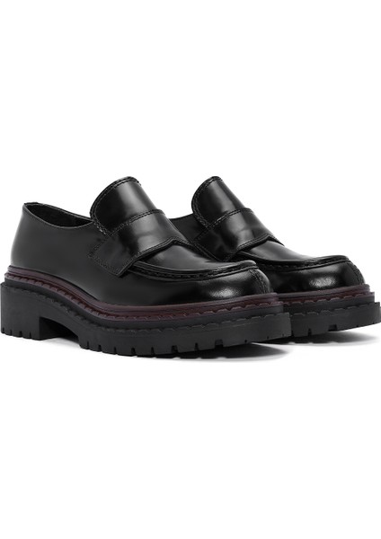 Kadın Siyah Kalın Tabanlı Deri Maskülen Loafer 24WFD142822 modelleri