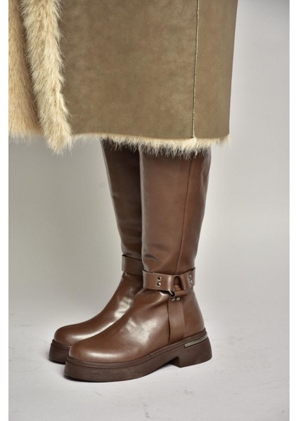 T996663009 Kahverengi Alçak Topuklu Kadın Çizme fiyatları