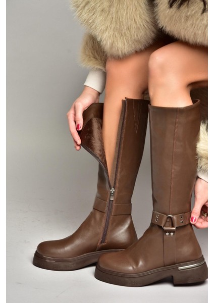 T996663009 Kahverengi Alçak Topuklu Kadın Çizme modelleri