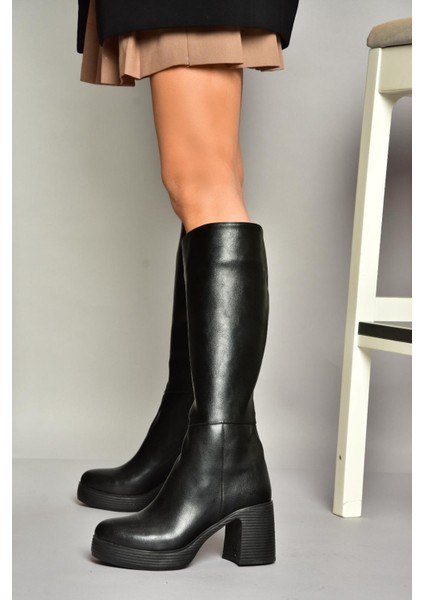 T282099909 Siyah Kalın Topuklu Kadın Çizme
