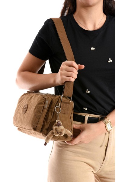Çapraz Askılı Ultra Hafif Çok Cepli Bayan Omuz Çantası Taba (Model: 571-6O)