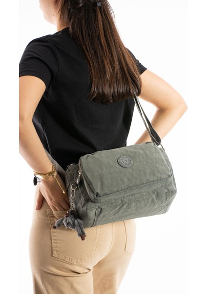 Çapraz Askılı Ultra Hafif Çok Cepli Bayan Omuz Çantası Gri (Model: 571-6O)