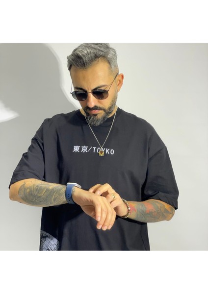 Tokyo Temalı Siyah Erkek Oversize T-Shirt