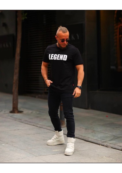 Legend Baskılı Rahat Kalıp %100 Pamuklu T-Shirt