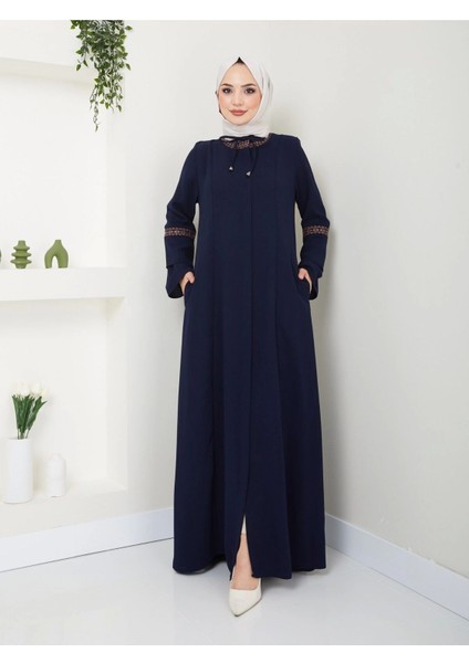 Nakış Işlemeli Büyük Beden Ferace