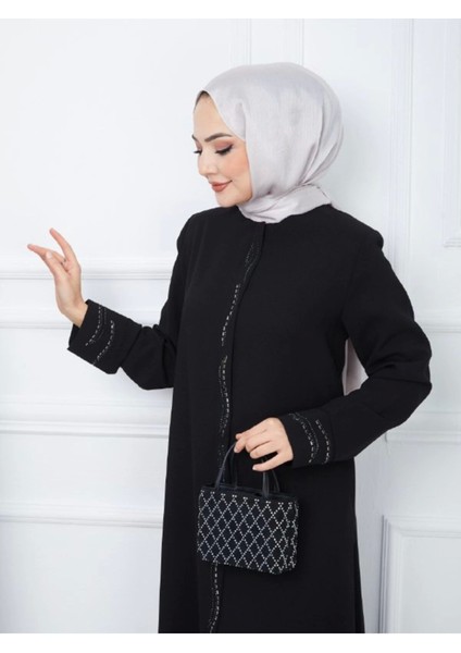 Ön ve Kol Taşlı Büyük Beden Ferace indirimleri