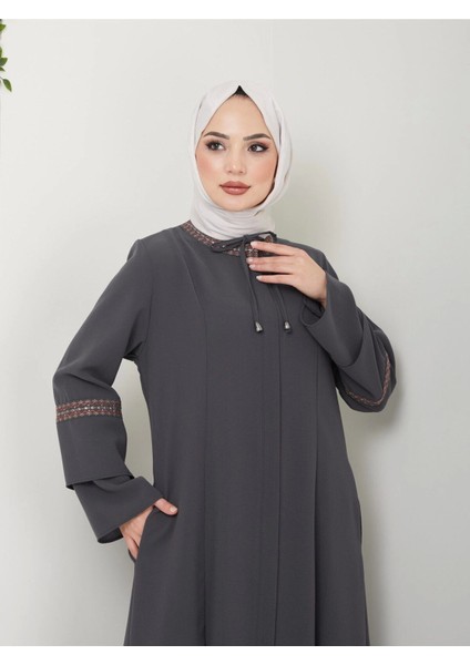 Nakış Işlemeli Büyük Beden Ferace modelleri