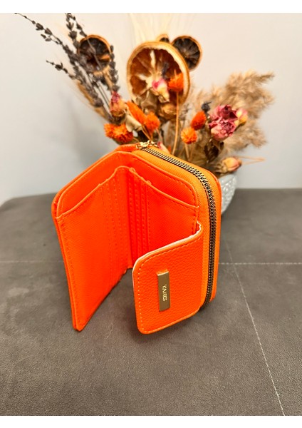 Turuncu Renk Gold Kapama Detaylı Fermuarlı Çok Bölmeli Kadın Cüzdan Aksesuar fırsatları