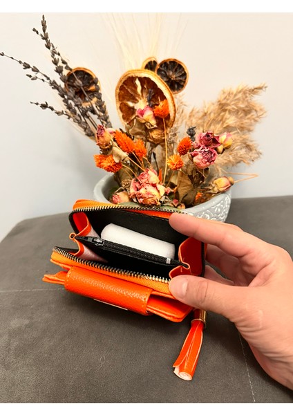 Turuncu Renk Gold Kapama Detaylı Fermuarlı Çok Bölmeli Kadın Cüzdan Aksesuar indirimleri