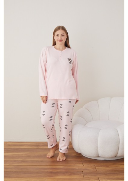 Kadın Kışlık Büyük Beden Nakışlı Desenli Yakası Düğmeli Uzun Kollu Pijama Takımı