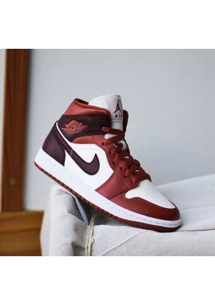 Air Jordan 1 Mıd Kahverengi Unısex Boğazlı Sneaker Ayakkabı BQ6472-200 modelleri