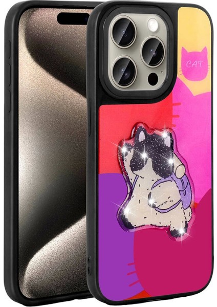 Apple iPhone 15 Pro Max Kılıf Parlayan Kabartmalı Ikonik Figürlü Amas Silikon Kapak