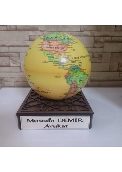Kişiye Özel Ahşap Kaideli Işıklı Motorlu Dünya