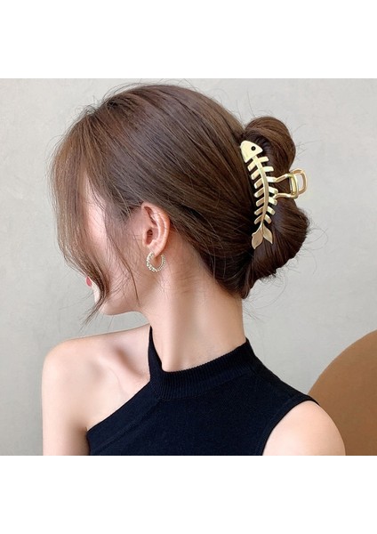 Stil-3 Yeni Kadın Zarif Kelebek Kolye Geometrik Metal Saç Tokası Tatlı Arka Saç Tutucu Klips Kafa Bandı Moda Saç Aksesuarları (Yurt Dışından) indirimleri