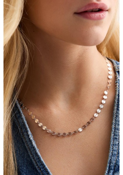 Pul Detaylı Lüks Zincir Gümüş Kaplama Kadın 45 cm Kolye