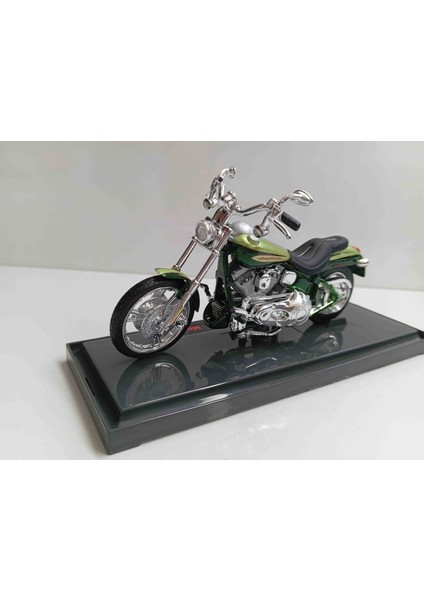 1:18 Ölçek 2004 Fxstdse2 Cvo Harley Davidson///
