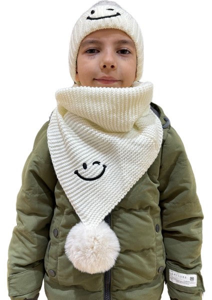 Benittokids Çocuk Gülen Yüz Detaylı Bere Atkı Takımı 7016