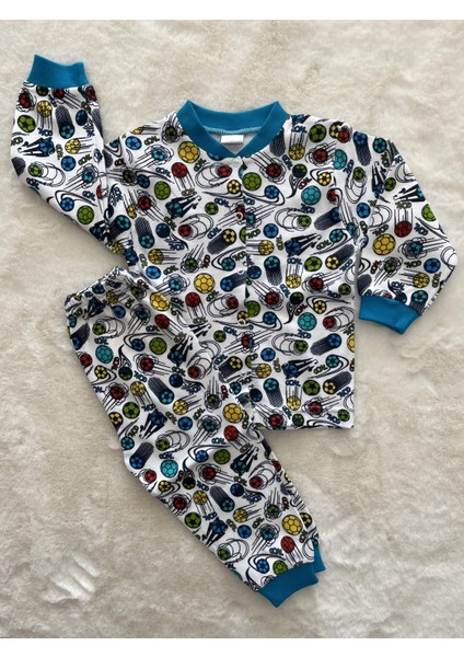 Düğmeli Toplar Pijama Takımı
