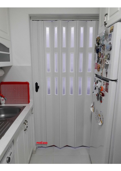 Beyaz Renk 3 Sıra Camlı 12 mm - En 117 cm fiyatları
