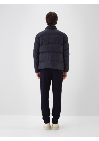 Erkek Lacivert Formunu Koruyan Regular Fit Mont fırsatları