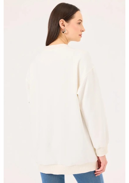 Kadın Yuvarlak Yaka Taş Detaylı Sweatshirt - Ekru