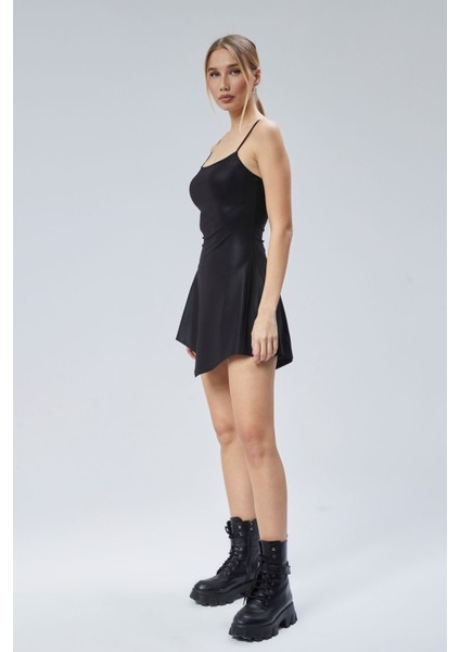 Deri Görünümlü Geometrik Kesim Mini Elbise indirimleri