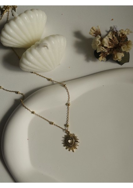 Çelik Kalp Figürlü Kadın Kolye-Altın Heart Beat - Gold Sevgiliye Hediye