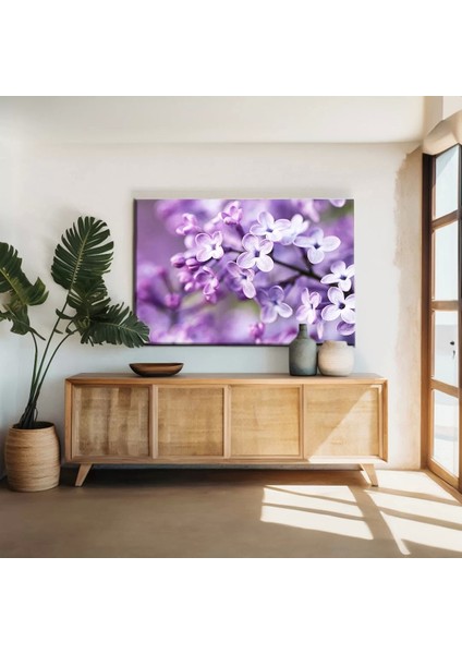 Daldaki Mor Çiçekler Kanvas Tablo