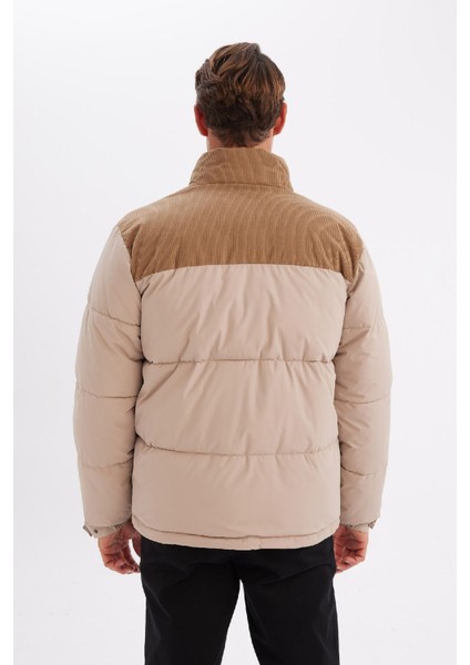 Su İtici Şişme Mont Slim Fit Dar Kesim Dik Yaka Fermuarlı Cepli D1283AX24WN