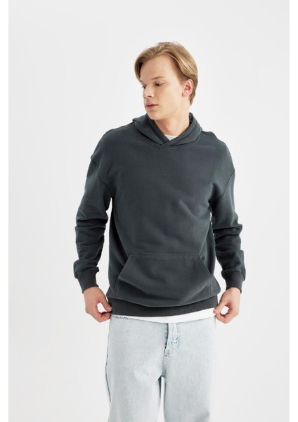 Comfort Regular Fit Rahat Kalıp Kapüşonlu Kanguru Cepli Basic Düz Sweatshirt B4446AX24SP