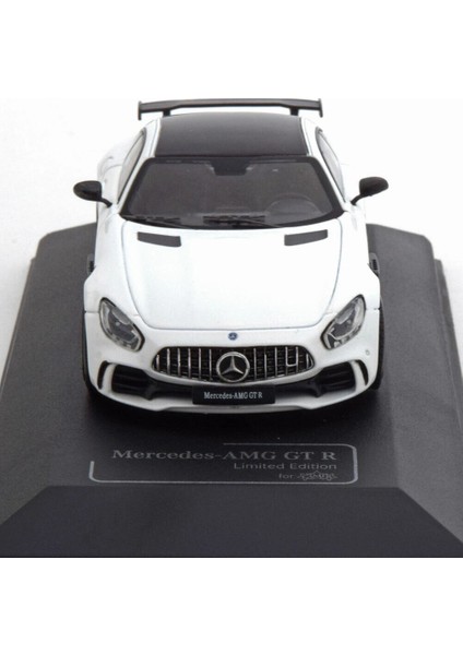 2018 Mercedes Benz Amg Gtr - Ölçek : 1/43