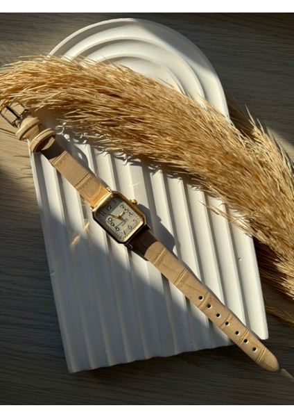 Retro Minimal Deri Kordon Vintage Kadın Kol Saati Dikdörtgen Kasa modelleri