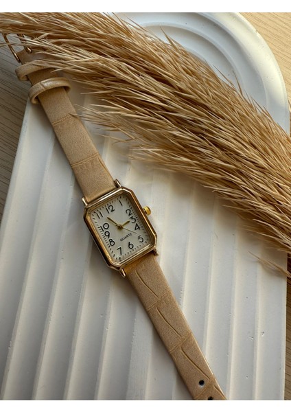 Retro Minimal Deri Kordon Vintage Kadın Kol Saati Dikdörtgen Kasa fırsatları