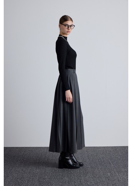 Geniş Pileli Etek Antrasit indirimleri